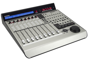 Mackie Control Universal Pro